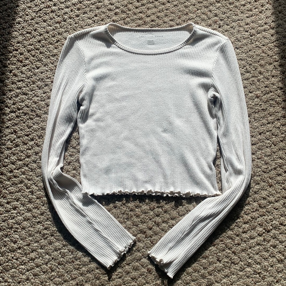 American Eagle Outfitters White Ribbed Long Sleeve Crop Top